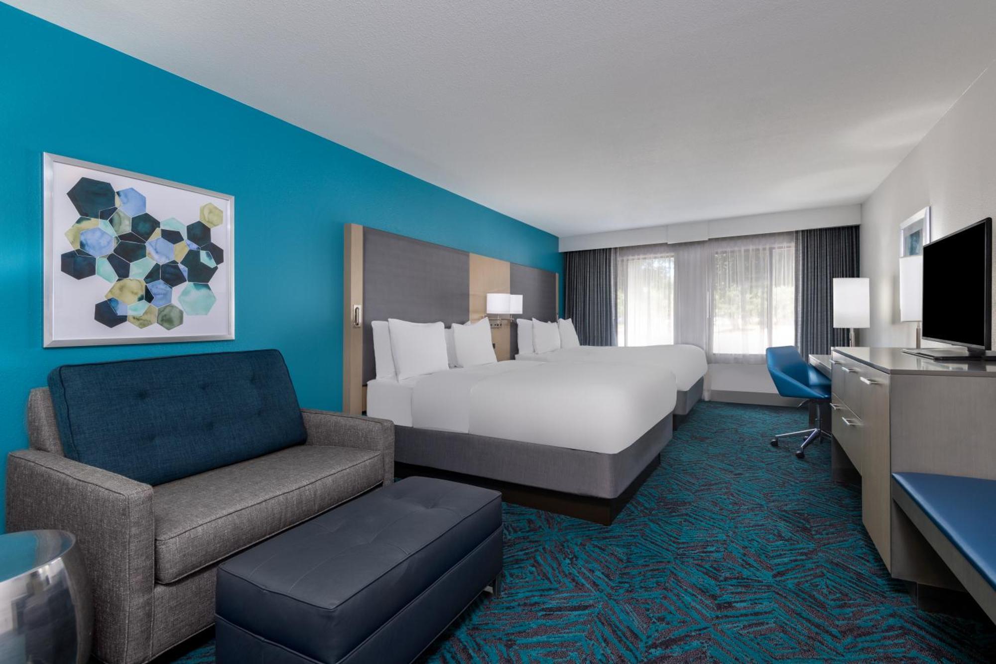 Quadruple Room Two Queen Beds Disability Access or Non Smoking